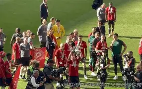 九游.中国官网-离谱！曼联围绕德国杯止住颓势塞维利亚围绕欧超杯造点机会，休斯敦火箭状态回暖备战全明星赛